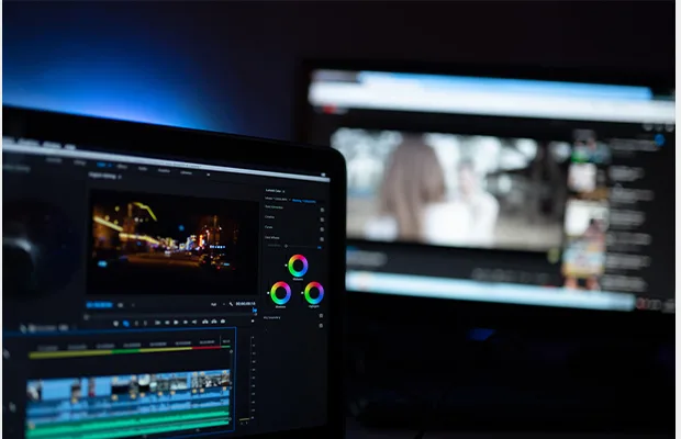 WEB動画編集システム開発​